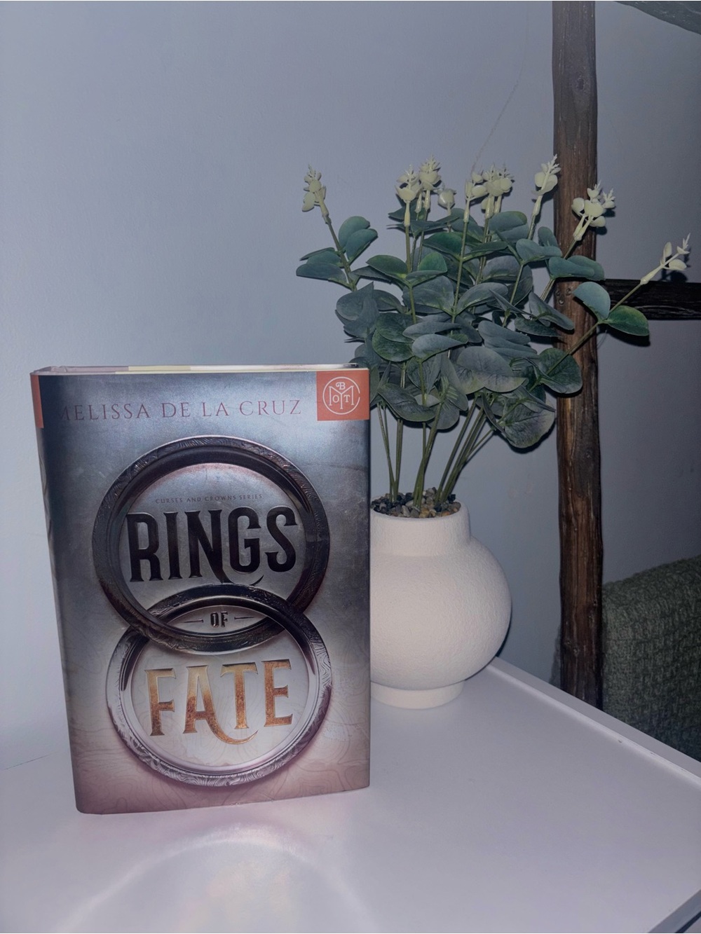 Rings of Fate by Melissa de la Cruz - Metallic Cover